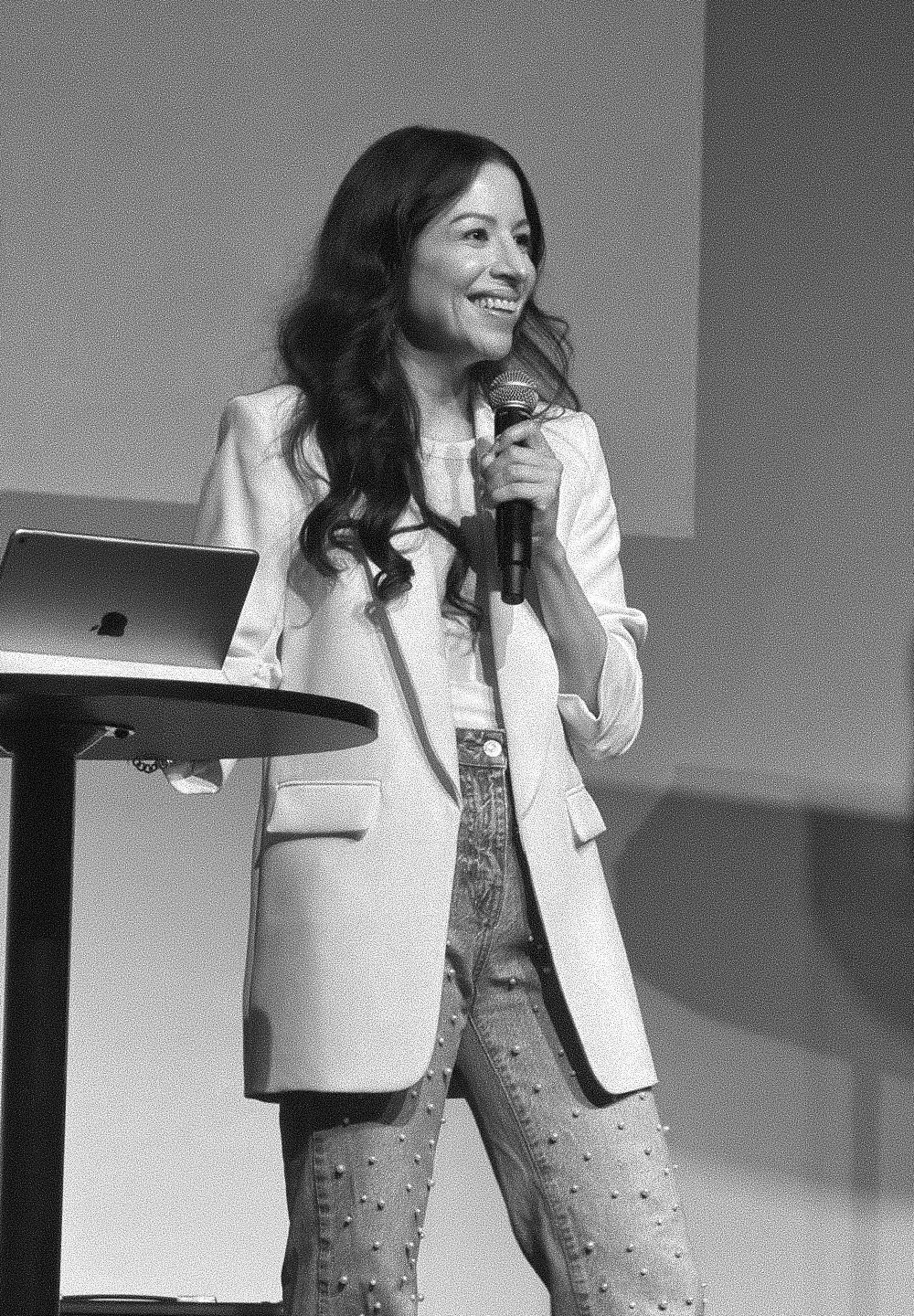 Beatriz Torres speaking